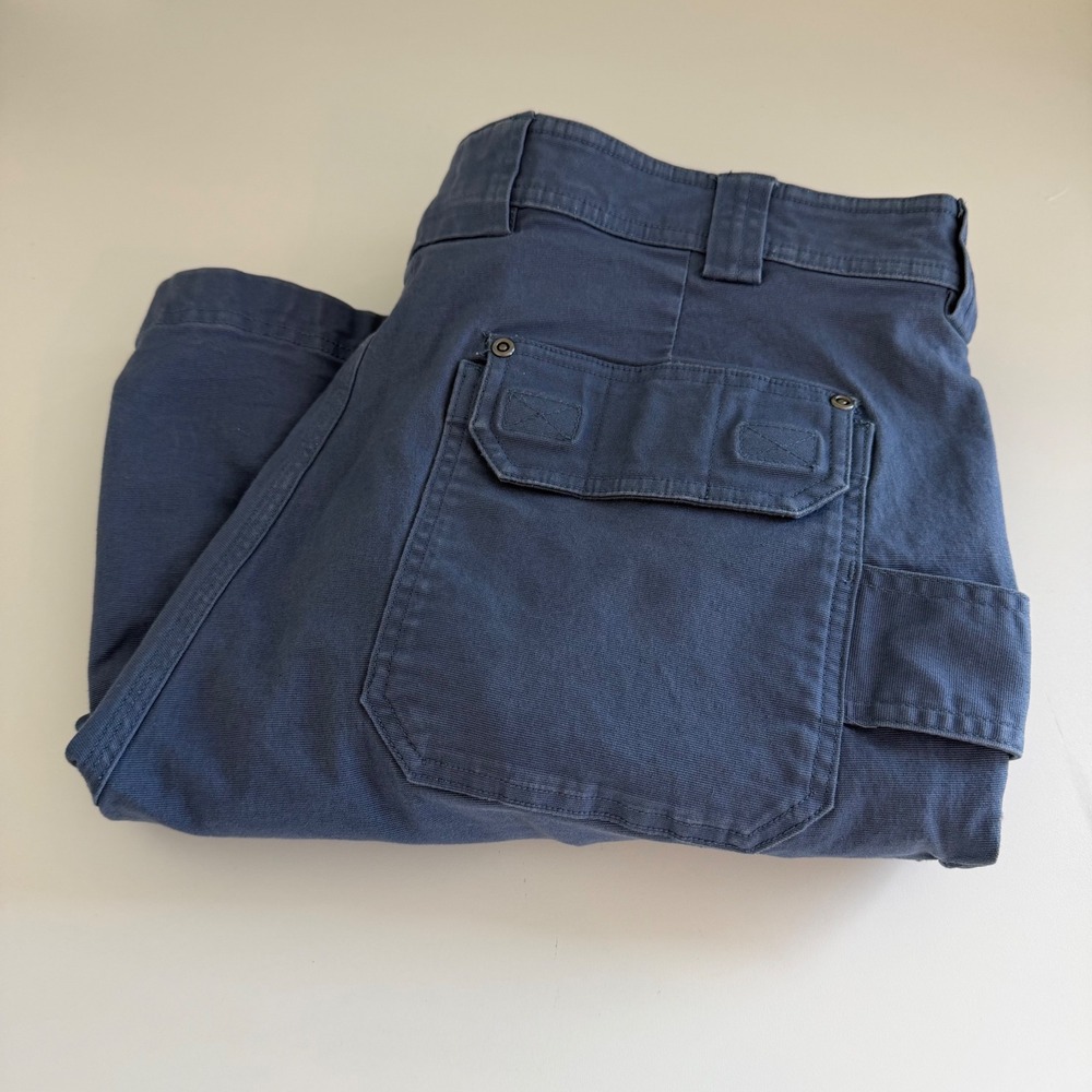 Duluth Trading Co Flex Fire House Relaxed Cargo Shorts Men's 42 blue